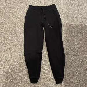 Lululemon joggers, size 4, Black